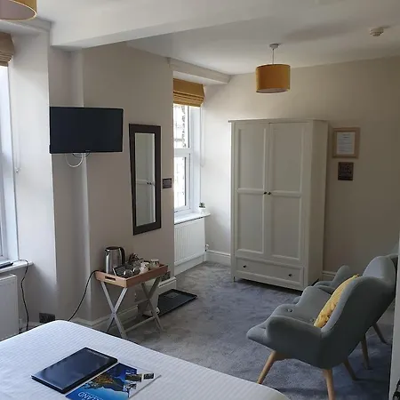 Number 80 Bowness-on-Windermere