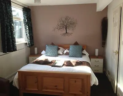 Number 80 Guest house