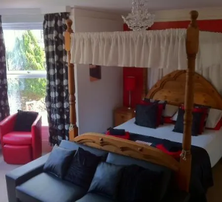 Number 80 Gæstehus Bowness-on-Windermere